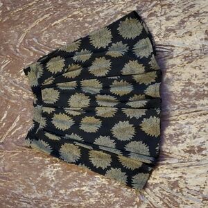 Lularoe Simply Comfortable Skirt Sz Large Blue Gray Flowers Pleated With Pockets